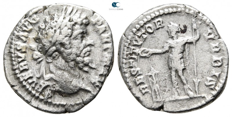 Septimius Severus AD 193-211. Rome
Denarius AR

19mm., 2,82g.



very fin...