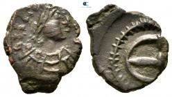Uncertain emperor circa AD 500-600. Uncertain mint. Pentanummium Æ