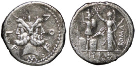 ROMANE REPUBBLICANE - FURIA - M. Furius L. f. Philus (119 a.C.) - Denario B. 18; Cr. 281/1 (AG g. 3,55) Porosità

Status: qBB