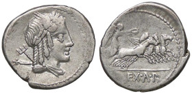 ROMANE REPUBBLICANE - JULIA - L. Julius Bursio (85 a.C.) - Denario Cr. 352/1 (AG g. 3,93)

Status: BB+