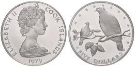 ESTERE - ISOLE COOK - Elisabetta II (1952-2022) - 5 Dollari 1979 Kr. 24 AG

Status: FS