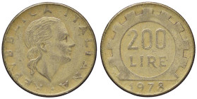 REPUBBLICA ITALIANA - Repubblica Italiana (monetazione in lire) (1946-2001) - 200 Lire 1978 Att. P33a NC BT Senza firma dell' incisore

Status: BB+