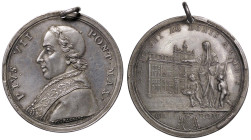 MEDAGLIE - PAPALI - Pio VII (1800-1823) - Medaglia Premio agli alunni del Collegio Romano Patrignani 126a RR AG Opus: Corazzini Ø 38

Status: BB-SPL...