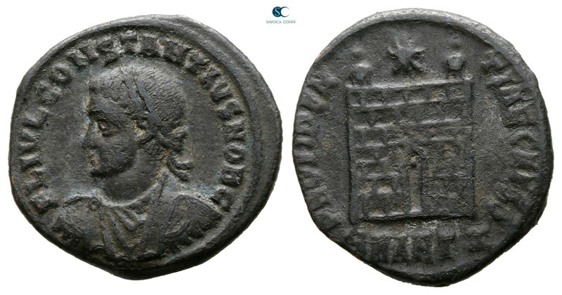 Constantius II, as Caesar AD 337-347. Antioch
Follis Æ

19 mm, 2,65 g



...