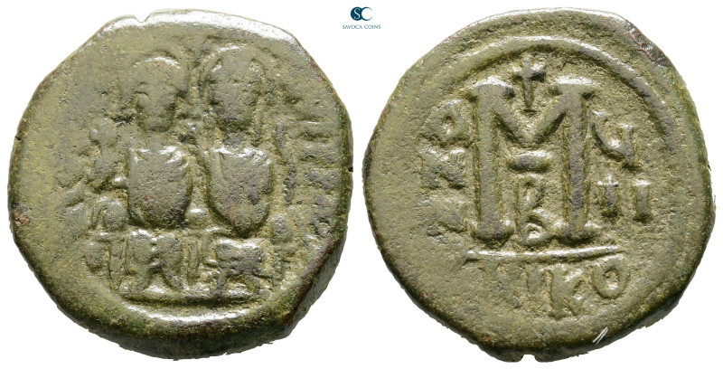 Justin II and Sophia AD 565-578. Nikomedia
Follis or 40 Nummi Æ

28 mm, 14,09...