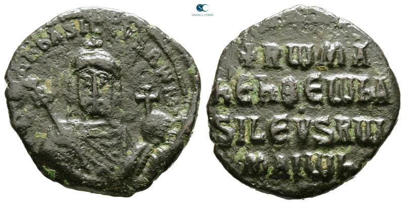 Romanus I Lecapenus AD 920-944. Constantinople
Follis Æ

25 mm, 6,05 g


...