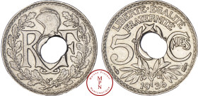 France, Troisième République (1870-1940), 5 Centimes, Lindauer, Petit module, Fautée double perforation, 1936, Paris, Av. RF, dans une couronne, Rv. L...