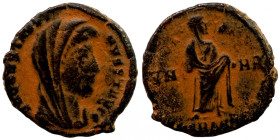 Constantius II. 337-361 für Divus 
13mm 1,65g
Artificial sand patina