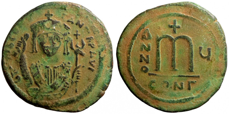 Byzantine bronze coin
39mm 16,07g
Artificial sand patina