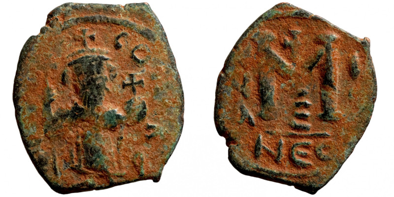 Byzantine bronze coin
19mm 2,55g