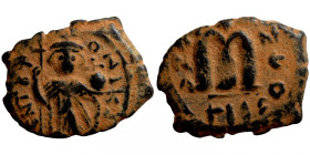 Byzantine bronze coin
20mm 4,44g
Artificial sand patina