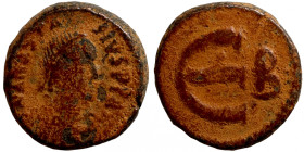 Byzantine bronze coin
13mm 2,58g
Artificial sand patina