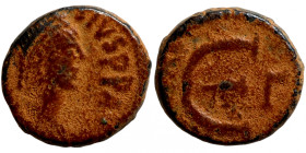 Byzantine bronze coin
10mm 1,60g
Artificial sand patina