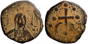 Byzantine bronze coin
22mm 4,38g
Artificial sand patina
