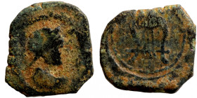 Antik bronze coin
9mm 0,82g
Artificial sand patina