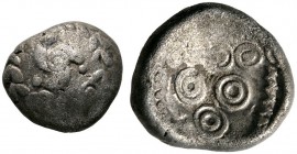 Keltische Münzen 
 Westliches Deutschland 
 Silberstater (Regenbogenschüsselchen). 1. Jh. v.Chr. Ein weiteres, ähnliches Exemplar. LT 9441ff. 4,71 g...