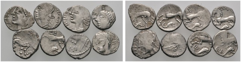Keltische Münzen 
 Gallia 
 Haedui 
 Lot (8 Stücke): Quinare. Wie vorher. LT ...
