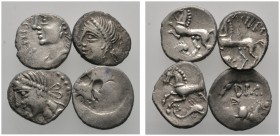 Keltische Münzen 
 Gallia 
 Haedui 
 Lot (4 Stücke): Quinare. Wie vorher (3x). Dazu: Quinar. Büste/Pferd mit Legende DIASVLOS.
 LT 4805 bzw. 4871...
