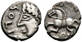 Keltische Münzen 
 Gallia 
 Lingones/Leuci 
 Quinar ca. 55 v. Chr. Männliche Büste mit kurzem Haar nach links, davor SOLIMA / Pferd nach links über...