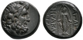 Griechische Münzen 
 Phrygia 
 Apameia. Bronzemünze (AE 20 mm) ca. 140 v. Chr. Kopf des Zeus mit Lorbeerkranz nach rechts / Kultstatue der Artemis. ...