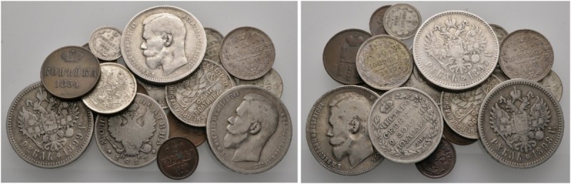 Lots ausländischer Münzen und Medaillen 
 19 Stücke: RUSSLAND . Zaristische Prä...