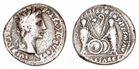 Imperio Romano
 Augusto
 Denario. AR. (27 a.C.-14 d.C.). A/Cabeza laureada a der., alrededor ley. R/Cayo y Lucio César, en el centro dos escudos (iz...