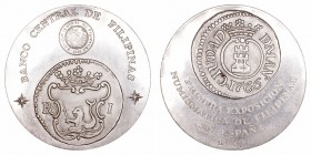 Medallas
 Medalla. AR. 1979. Banco Central de Filipinas. Primera Exposición numismática de Filipinas en España. 37.81g. Bella pieza. Muy escasa. EBC....