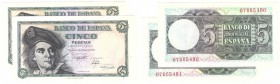 Billetes
 Estado Español, Banco de España
 5 Pesetas. 5 marzo 1948. Sin serie. Pareja correlativa. ED.455. Ligeramente abarquillados, por lo demás m...
