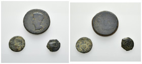 HISPANIA ANTIGUA. Lote de 3 piezas de la Ulterior: 1 dupondio de Ebora de Augusto, 1 cuadrante de Italica de Tiberio y 1 cuadrante de Osset. RC/BC.