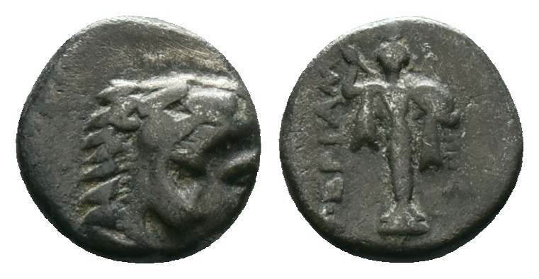 Mysia, Pergamum AR Diobol c. 310-282 BC .
Head of Herakles right, wearing lion ...