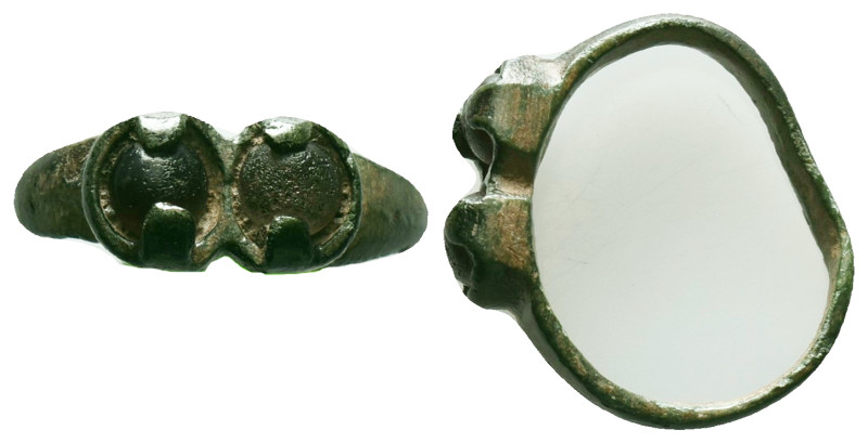 Collectible Items
ANCIENT ROMAN BRONZE RING (1ST-3RD CENTURY AD.)

Reference ...