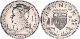 Reunion 50 Francs 1962 Essai

KM# E8, N# 128631; Nickel 6.01 g.; Paris Mint; Mintage 1200 pcs.; UNC with mint luster