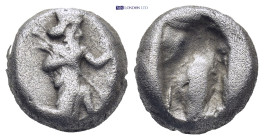 Persia, Achaemenid dynasty, AR siglos, time of Darios I to Xerxes I, ca. 485-420 BC. (5.28 Gr. 14mm.)
 Persian king in kneeling-running stance right, ...