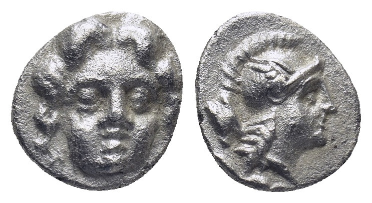 Pisidia. Selge circa 350-300 BC. Obol AR (1 Gr. 10mm.) 
Gorgoneion. 
Rev. Head o...