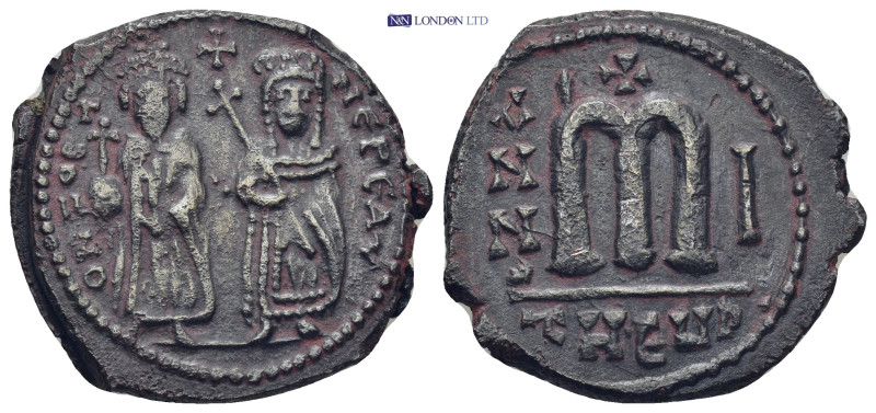 Phocas. 602-610. Æ Follis (27mm, 10.9 g). Theoupolis (Antioch) mint. Dated RY 1 ...
