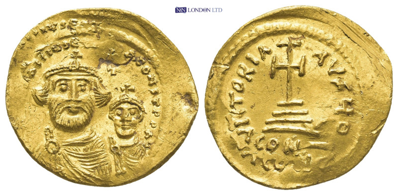 HERACLIUS with HERACLIUS CONSTANTINE (610-641). GOLD Solidus. (22mm, 4.52 g) Con...