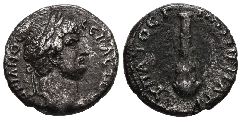 Cappadocia, Caesarea. Hadrian, AD 117-138. AR, Didrachm. 6.40 g. - 20.00 mm.
Obv...