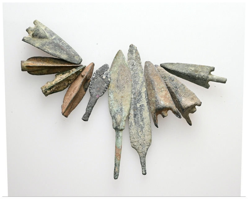 Lot of 10 AE Arrow and spear head. See picture. LOT SOLD AS IS, NO RETURNS.(M5)