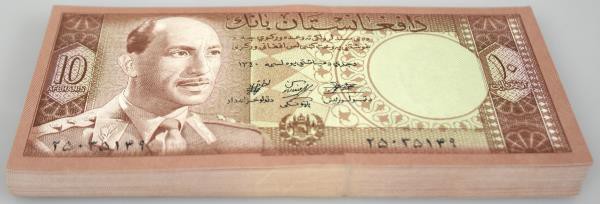Afghanistan: Bundle with 100 banknotes 10 Afghanis SH1340 (1961) with Portrait o...