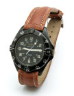 BREITLING Colt Military. Referenza 80180. Movimento al quarzo, cal. Eta 955.412. Cassa in acciaio nero con diametro da 40mm. Dial nero con numeri arab...
