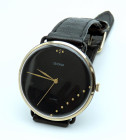 SEKONDA. Movimento a carica manuale. Cassa in acciaio dorato con diametro da 39mm. Dial nero con sfere e decorazioni dorate. Ore, minuti e secondi al ...