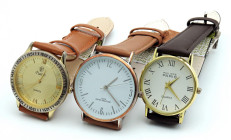Lotto di 3 orologi da Polso -NKD, PHILIPPE PARIS, PAUTIER- Tutti gli orologi hanno movimento al quarzo, casse in acciaio rispettivamente da 39mm, 34mm...