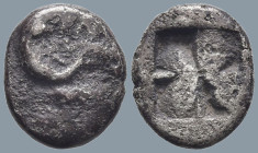 TROAS, Kebren(?). (Late 6th-early 5th centuries BC)
AR Diobol (9.5mm 1.14g)
Obv: Ram’s head right; below, tunny fish right
Rev: Quadripartite incus...