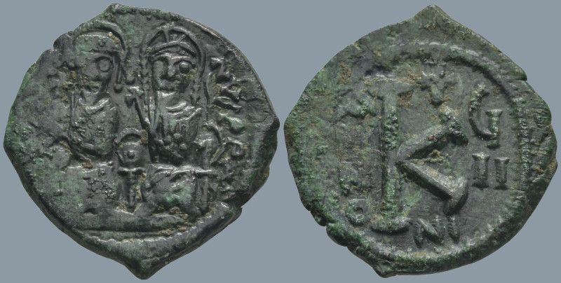 Justin II and Sophia (565-578 AD). Nicomedia
AE Half Follis (24.7mm 5.68g)
Obv...