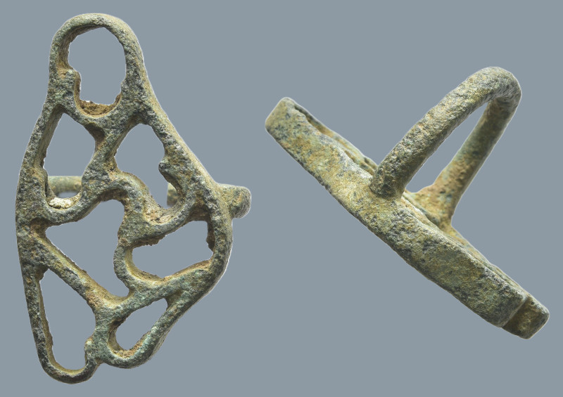 Ancient Stamp
(12g 39.8mm diameter)