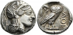 Attika: Tetradrachme 420/404 v. Chr., Athen, Av: Kopf der Athena Glaukopis nach rechts, Rv: Steinkauz (Athene Noctua) nach rechts, Olivenzweig (das Ge...