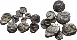 Antike: Lot 10 Münzen, Kleinasien, Ionien/ Stadt Milet, AR Diobol (514-479 v.Chr.). Löwenprotome r., sich umwendend. Rs.Sternförmiges Quadratum Incusu...