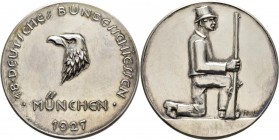 Medaillen Deutschland: 18. Deutsches Bundes-Schießen 1927 in München.: Lot 3 Medaillen, 2 x Silbermedaille 1927 von Poellath, je 40 mm sowie eine Cu-N...