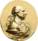 Medaillen Deutschland: Baden-Durlach, Karl Friedrich 1746-1811: Einseitige vergoldete Bronzegussmedaille o.J., signiert am Armabschnitt ”Bückle”, 95,4...