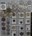 Alle Welt: Lot über 50 Silbermünzen aus aller Welt, dabei: Ägypten, Persien, Französisch Indo-China, Indien, China (Echtheit nicht überprüft) und viel...
